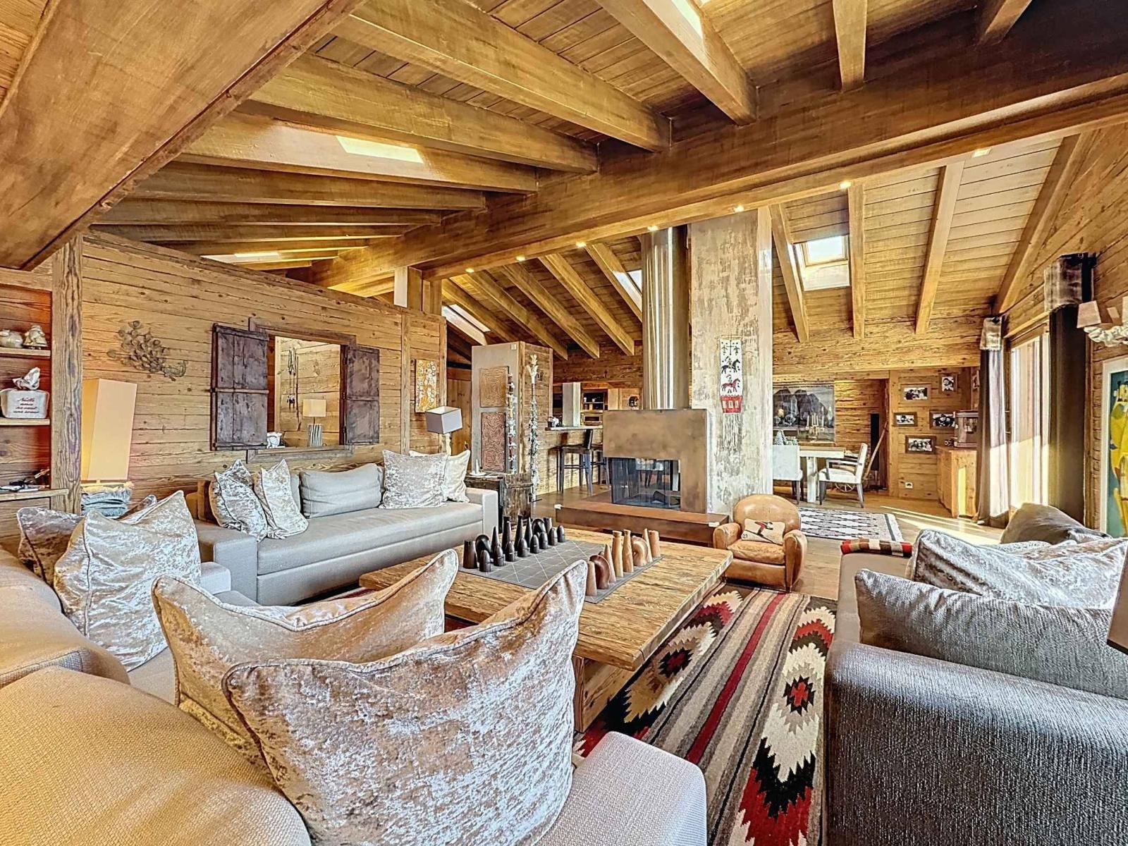 Exceptional Penthouse Apartments with Panoramic Views