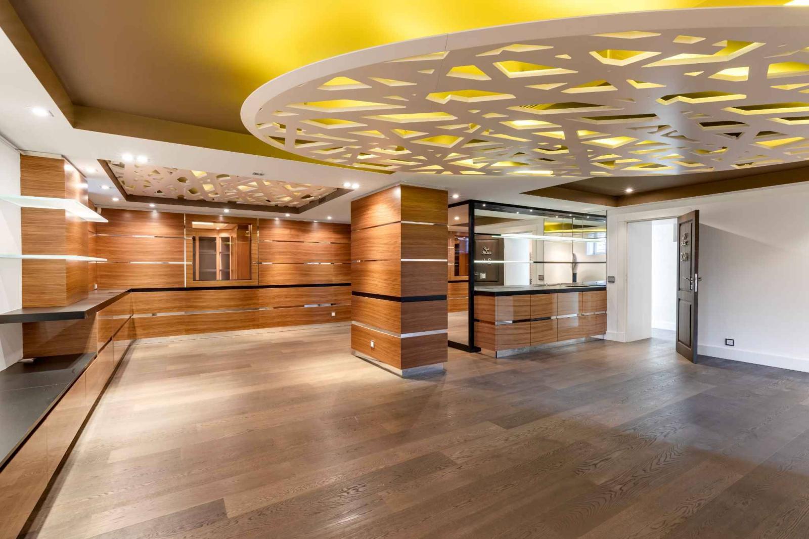 Exceptional Property with Indoor Swimming Pool