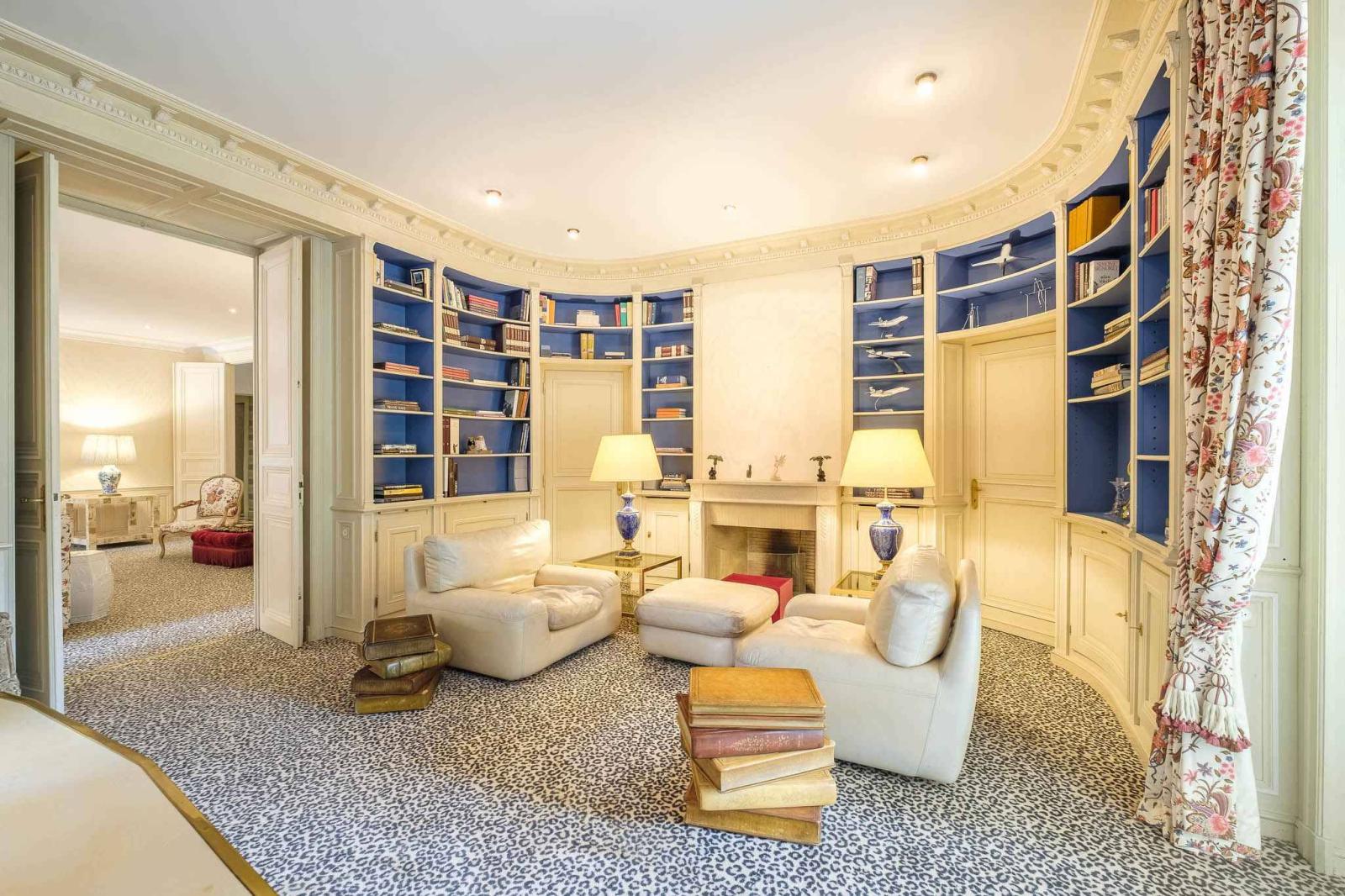 Exclusive listing: Magnificent estate with outbuildings