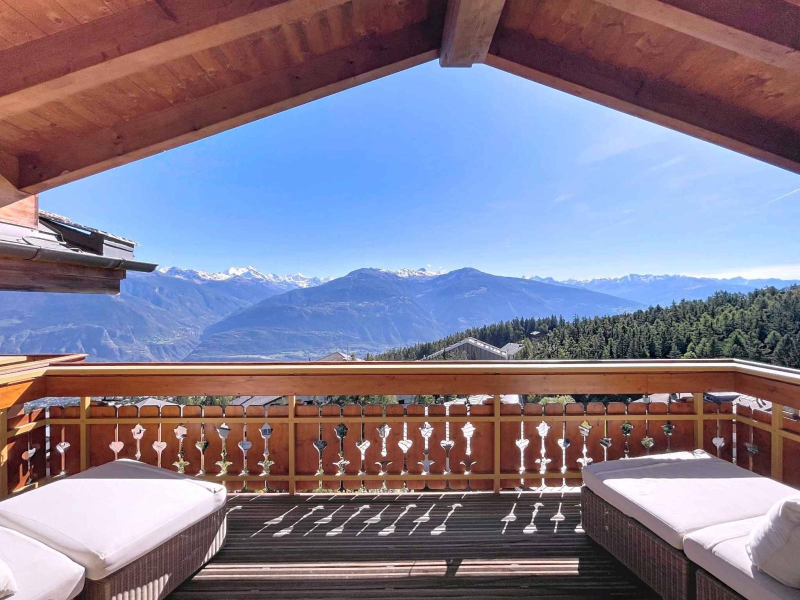 Exceptional Penthouse Apartments with Panoramic Views