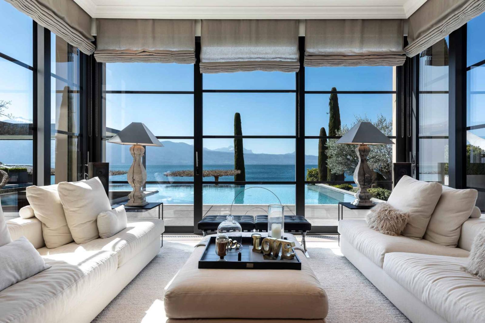 Exceptional property on the shores of Lake Geneva
