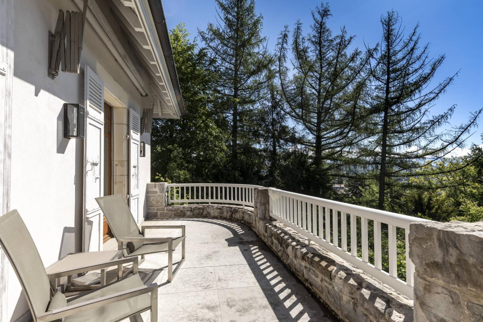 Elegant residence with an exceptional location
