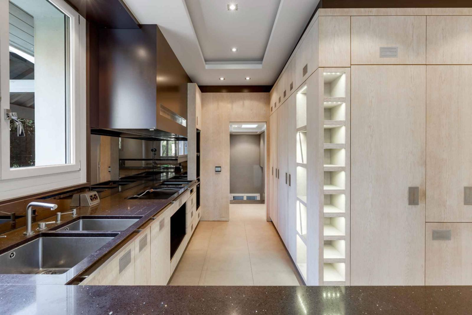 Exceptional Property with Indoor Swimming Pool