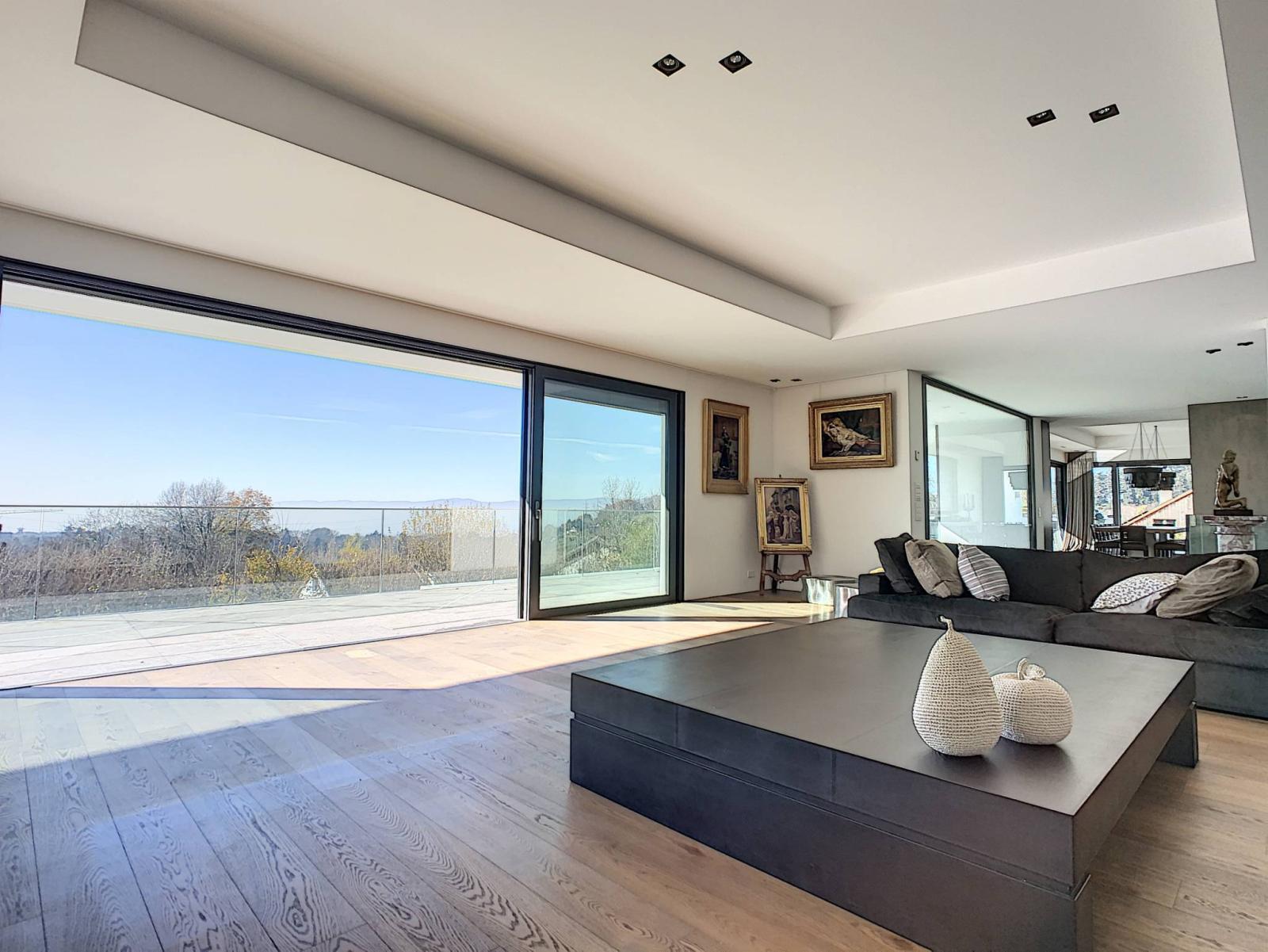 An exceptional residence combining luxury and modernity