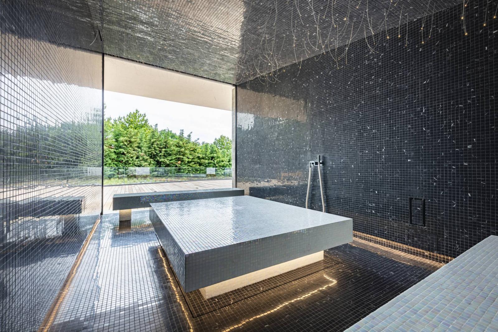 Exceptional Property: A Perfect Blend of Architectural Artistry