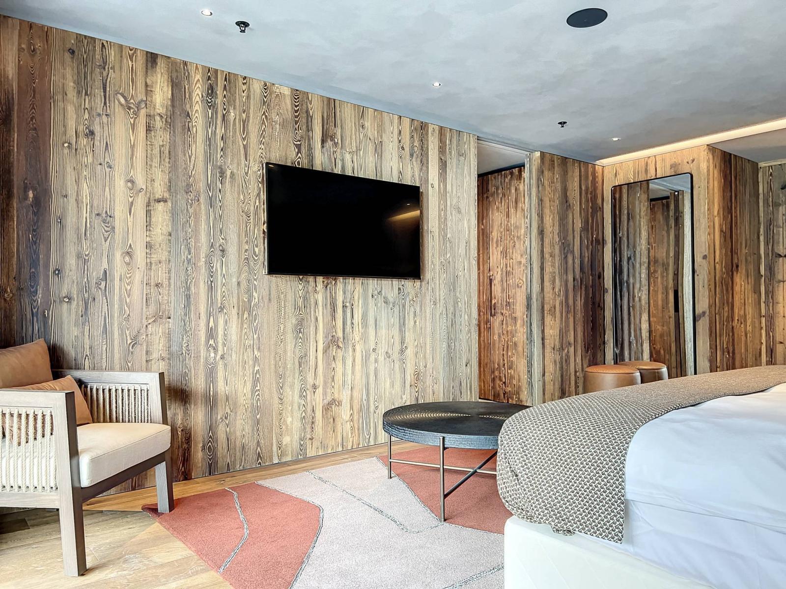 SOLE AGENT - Six Senses Residences - brand new, prestigious apartment