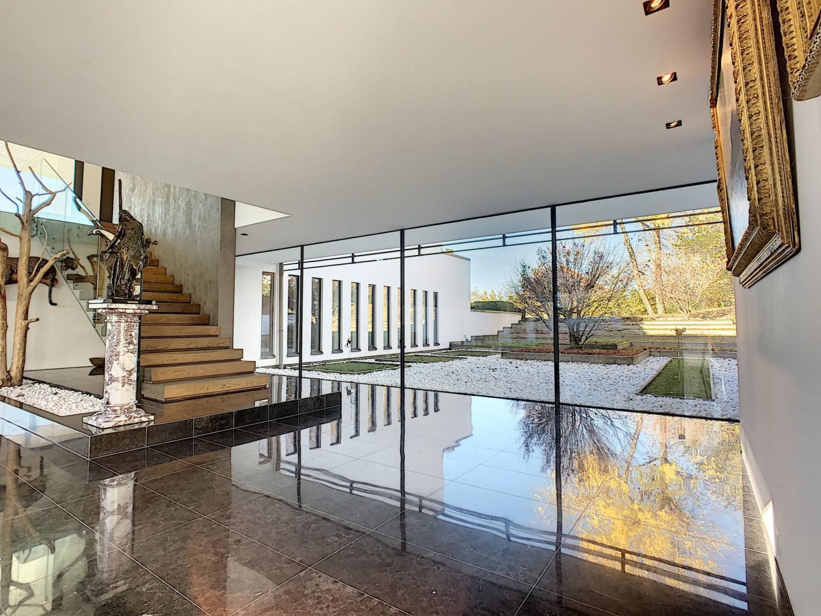 An exceptional residence combining luxury and modernity