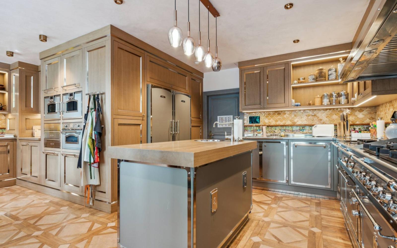 Prestigious property near Lausanne